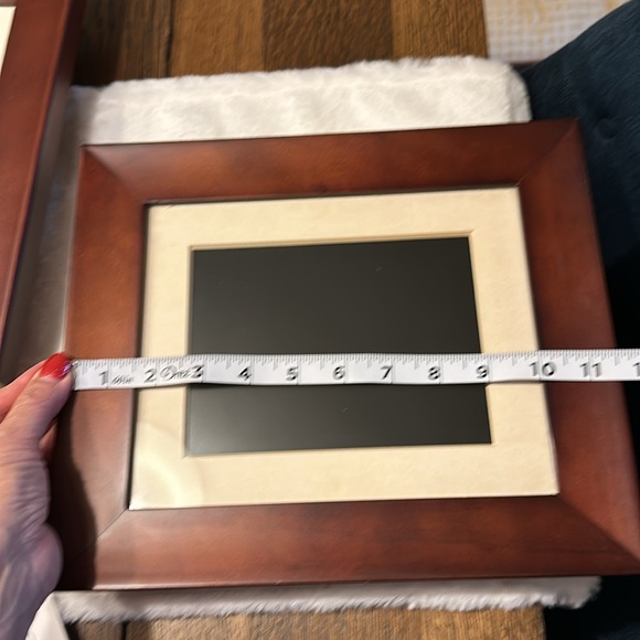 Philips PhotoFrame x 2 - Picture 11 of 11